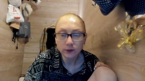 Snapshot of lucky_licky20 chatting on 20, 12, 2024 lucky_licky20 online show from 20, 12, 2024