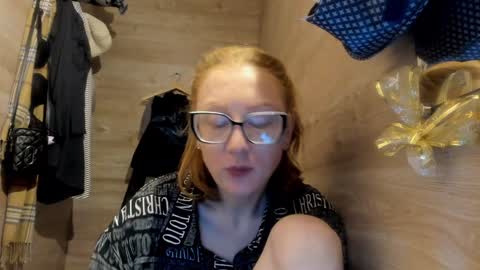 Snapshot of lucky_licky20 chatting on 3, 1, 2025 lucky_licky20 online show from 3, 1, 2025