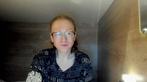 Snapshot of lucky_licky20 chatting on 10, 1, 2025 lucky_licky20 online show from 10, 1, 2025