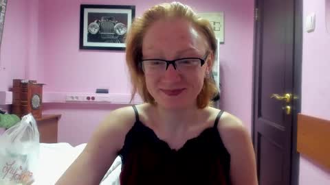 Snapshot of lucky_licky20 chatting on 28, 2, 2025 lucky_licky20 online show from 28, 2, 2025