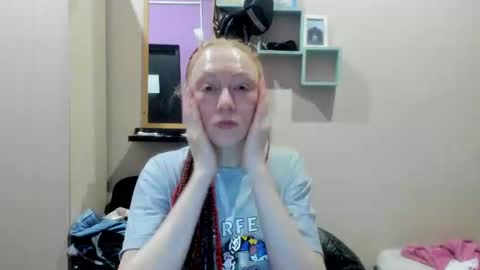 Snapshot of lucky_licky20 chatting on 10, 3, 2025 lucky_licky20 online show from 10, 3, 2025