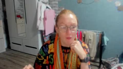 Snapshot of lucky_licky20 chatting on 5, 10, 2025 lucky_licky20 online show from 5, 10, 2025