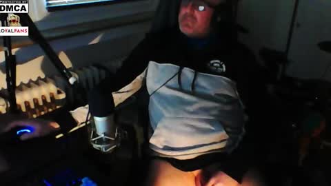 Snapshot of luckyfreak1 chatting on 17, 1, 2025 call me Stefan online show from 17, 1, 2025