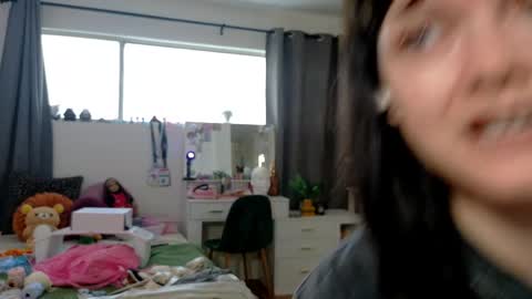 Jade online show from 9, 5, 2026
