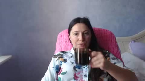 Snapshot of luckylinda23 chatting on 6, 6, 2026 luckylinda23 online show from 6, 6, 2026