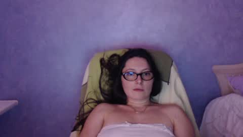 Snapshot of luckylinda23 chatting on 16, 6, 2026 luckylinda23 online show from 16, 6, 2026