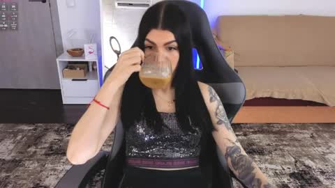 Monika online show from 1, 4, 2026