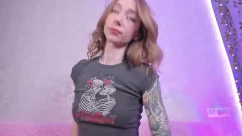 Snapshot of luckysexydoll chatting on 20, 7, 2026 Alisa online show from 20, 7, 2026