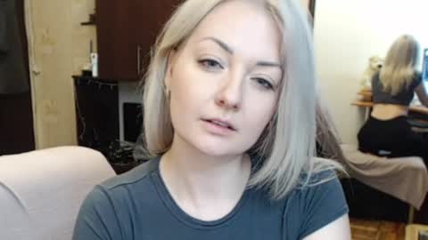 Snapshot of luckyshotgirl chatting on 31, 3, 2026 LuckyShot online show from 31, 3, 2026