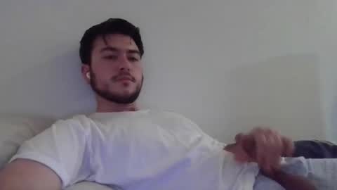 Snapshot of lucrativebong chatting on 11, 9, 2025 Zack online show from 11, 9, 2025