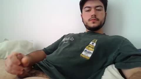 Snapshot of lucrativebong chatting on 19, 9, 2025 Zack online show from 19, 9, 2025