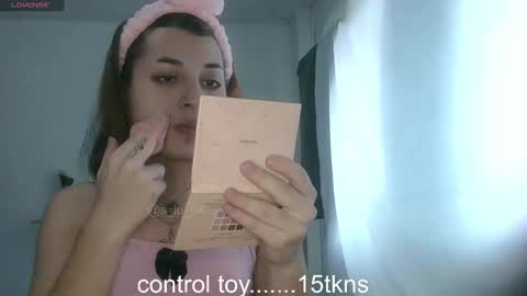 Snapshot of lucrecia21_ chatting on 10, 2, 2025 Lucrecia... new accout...OFS LU 21 online show from 10, 2, 2025