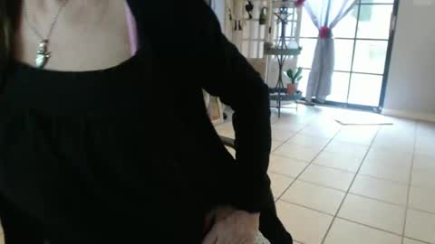 lucy_0000 online show from 31, 5, 2026