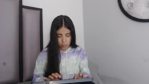 Snapshot of lucy__23 chatting on 26, 11, 2025 online show from 26, 11, 2025