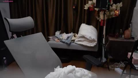 Snapshot of lucy__bb chatting on 21, 9, 2025 Lucy online show from 21, 9, 2025