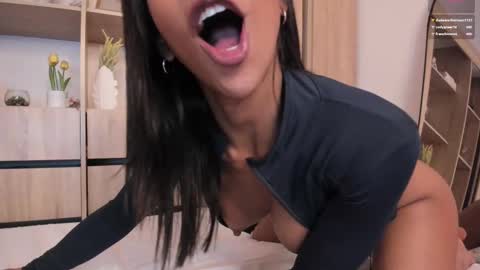 Paula           online show from 17, 2, 2025