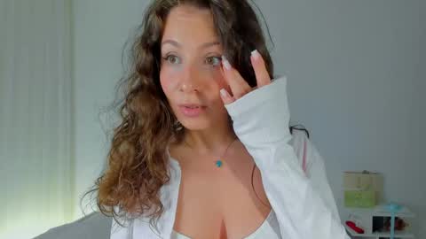 lucy__ray online show from 6, 6, 2026