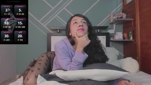 Lucy Herrera online show from 12, 11, 2025