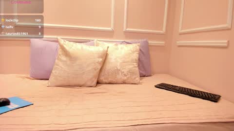 lucy_canel online show from 1, 2, 2026