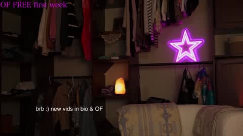 Snapshot of lucy_gooosey chatting on 4, 1, 2025 Lucy. online show from 4, 1, 2025