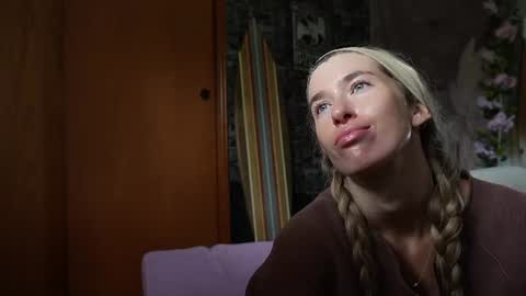 Snapshot of lucy_gooosey chatting on 17, 6, 2026 Lucy. online show from 17, 6, 2026