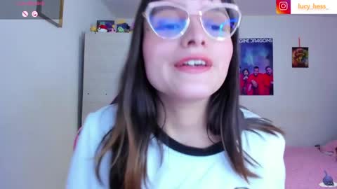 Snapshot of lucy_hess_ chatting on 3, 6, 2026 Lucy online show from 3, 6, 2026