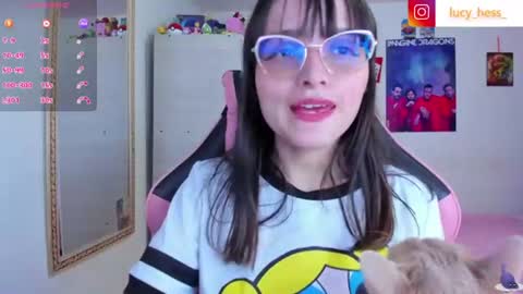 Snapshot of lucy_hess_ chatting on 4, 8, 2026 Lucy online show from 4, 8, 2026