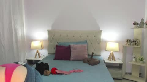 Snapshot of lucy_hot77 chatting on 19, 12, 2024 Lucia online show from 19, 12, 2024
