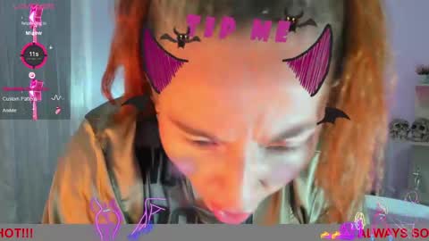 Snapshot of lucy_hot77 chatting on 10, 2, 2025 Lucia online show from 10, 2, 2025