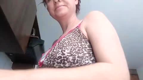 Snapshot of lucy_hot77 chatting on 9, 3, 2025 Lucia online show from 9, 3, 2025