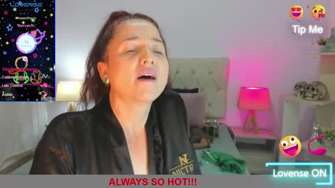 Snapshot of lucy_hot77 chatting on 9, 3, 2025 Lucia online show from 9, 3, 2025