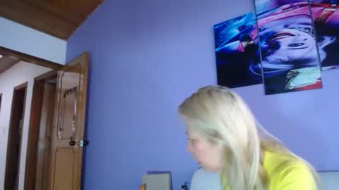  SleepyAbuela online show from 17, 3, 2026