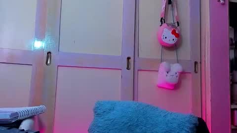 Snapshot of lucy_s3x chatting on 30, 9, 2025 Lulu online show from 30, 9, 2025