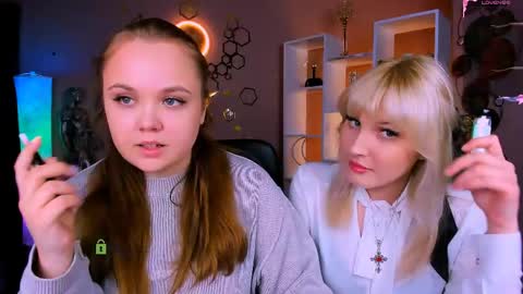 lucy online show from 19, 4, 2026
