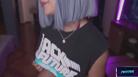 Lucy Alien  online show from 10, 12, 2024