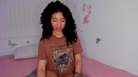 Snapshot of lucygarciia chatting on 27, 9, 2025 Lucy online show from 27, 9, 2025