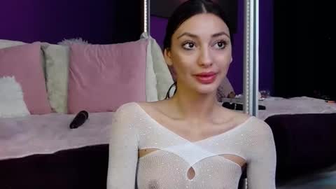 Lucy Kims online show from 9, 12, 2024