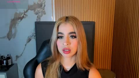 Snapshot of lucymars1 chatting on 24, 2, 2026 L U C Y online show from 24, 2, 2026