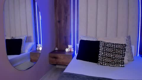 Lucy online show from 8, 2, 2026