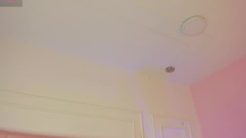 Lucy online show from 23, 12, 2025