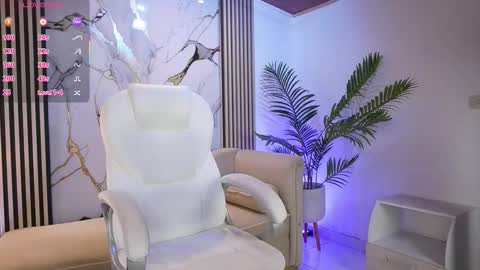 Snapshot of lucyweisser chatting on 21, 3, 2026 lucyweisser online show from 21, 3, 2026