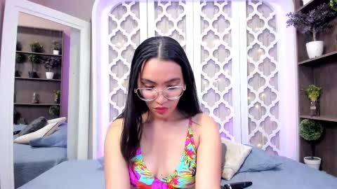 Snapshot of lucyy_liiu chatting on 25, 2, 2025 Lucy Liiu online show from 25, 2, 2025