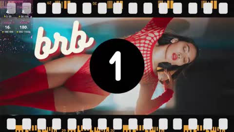 Snapshot of lucyy_liiu chatting on 22, 11, 2025 Lucy Liiu online show from 22, 11, 2025