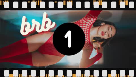 Snapshot of lucyy_liiu chatting on 24, 11, 2025 Lucy Liiu online show from 24, 11, 2025