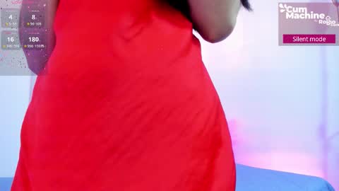 Snapshot of lucyy_liiu chatting on 25, 11, 2025 Lucy Liiu online show from 25, 11, 2025