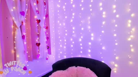 LUCYY FROM HOME  online show from 21, 2, 2025