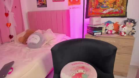 LUCYY FROM HOME  online show from 17, 10, 2025