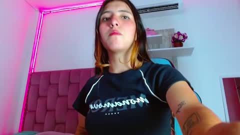 Snapshot of lucyy_start chatting on 5, 2, 2025 LUCY online show from 5, 2, 2025