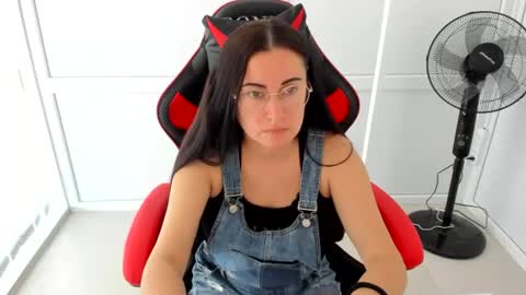 Lucy online show from 24, 6, 2026