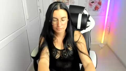 Lucy online show from 27, 7, 2026